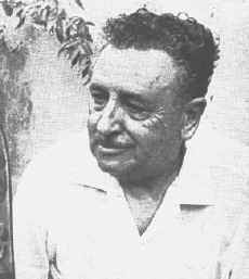 simoes2.gif (75622 bytes)